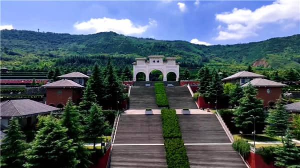 高橋和霸陵墓園哪個(gè)好